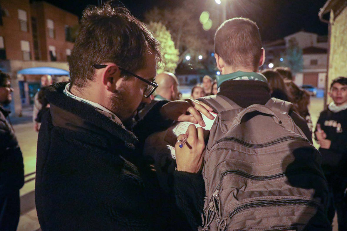 Más de 300 jóvenes participan en el juego de rol Survival Zombie en Carbajosa