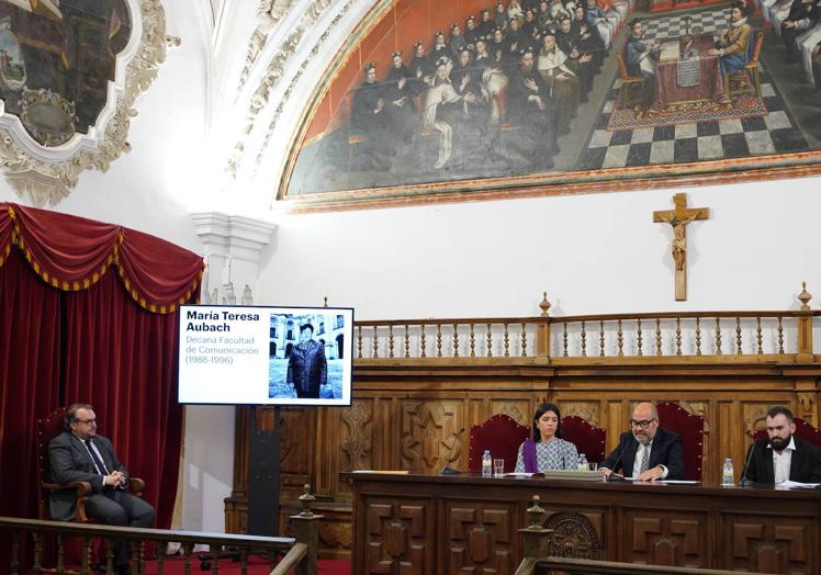 Imagen principal - Luis de Vega recibe el Premio &#039;María Teresa Aubach&#039; de Comunicación 2023