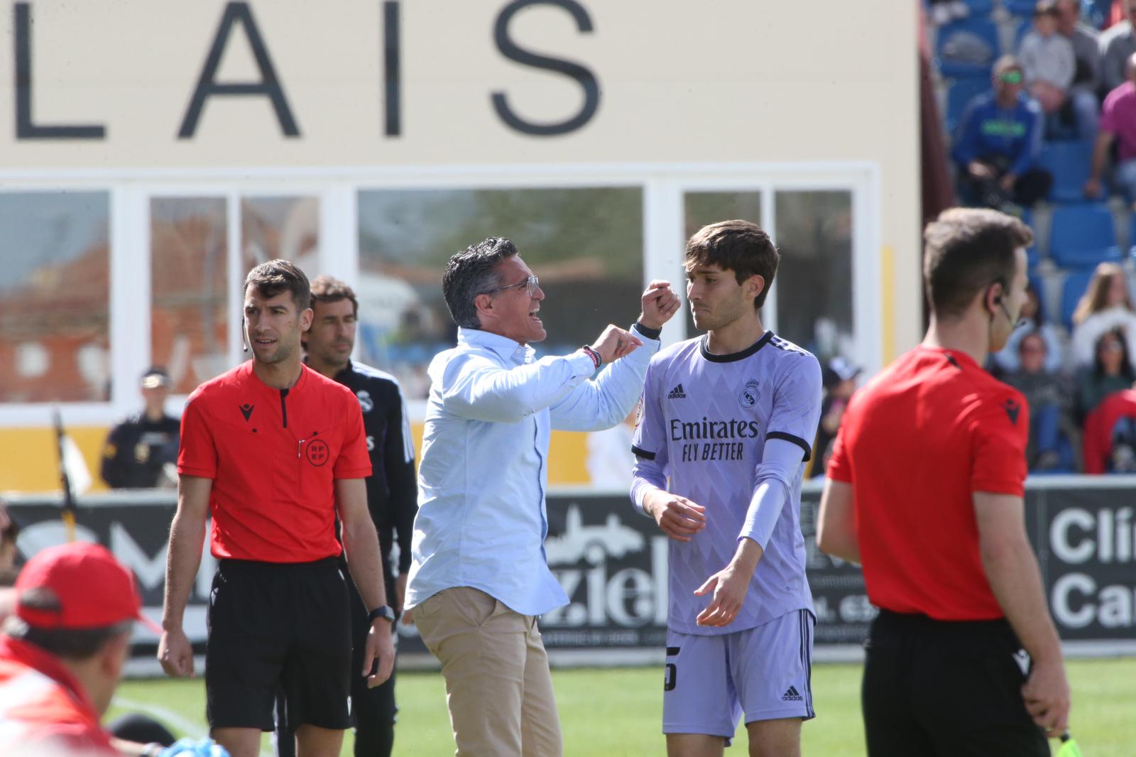 Unionistas vence al Madrid Castilla de Raúl y sueña con el play-off