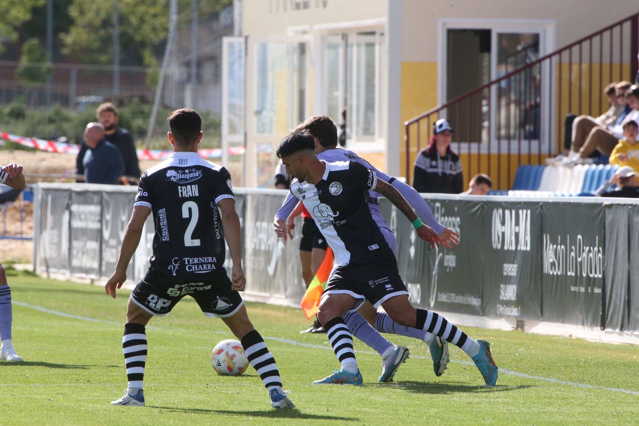 Unionistas vence al Madrid Castilla de Raúl y sueña con el play-off