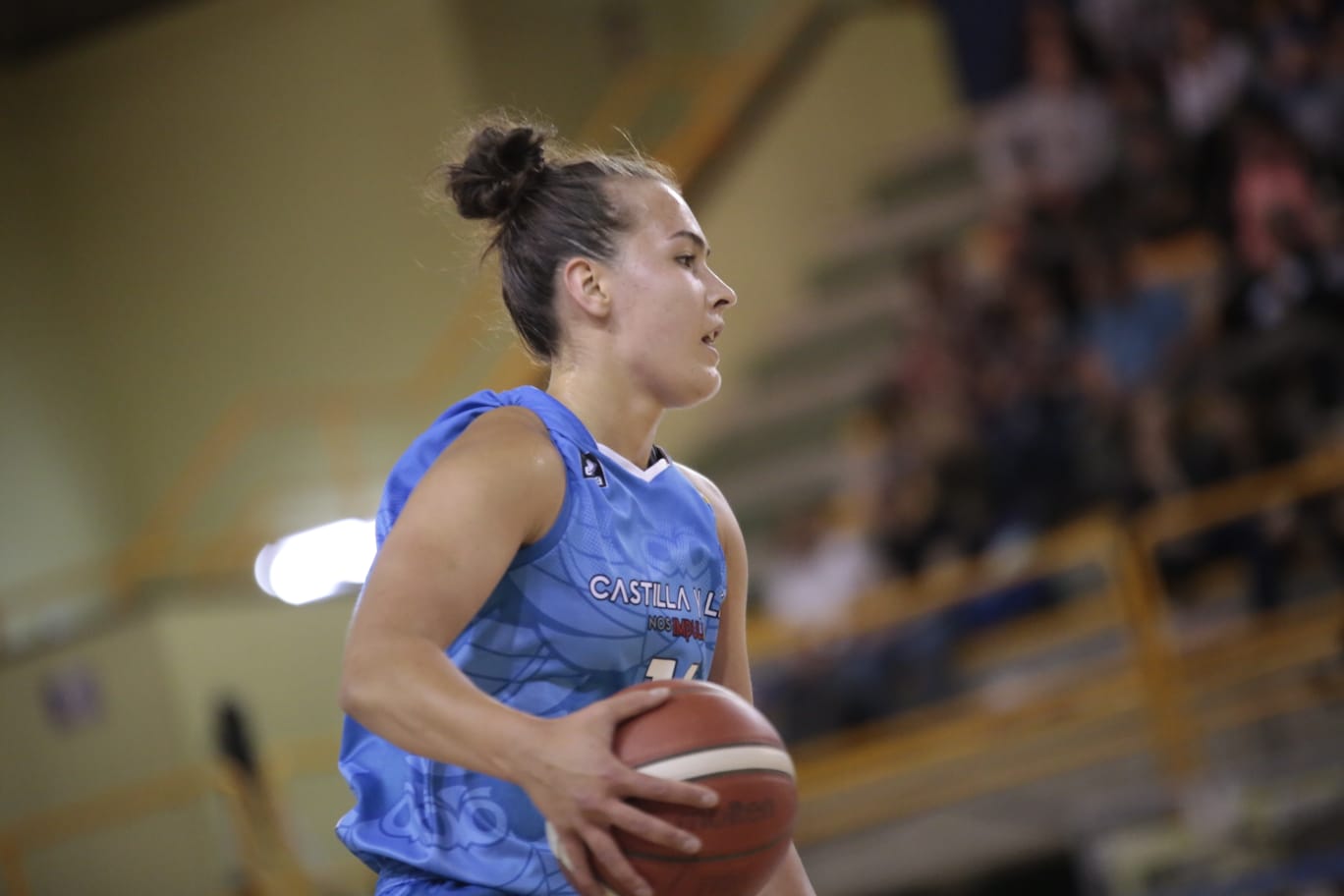 Avenida vence con comidad a Cadí La Seu para acceder a semis