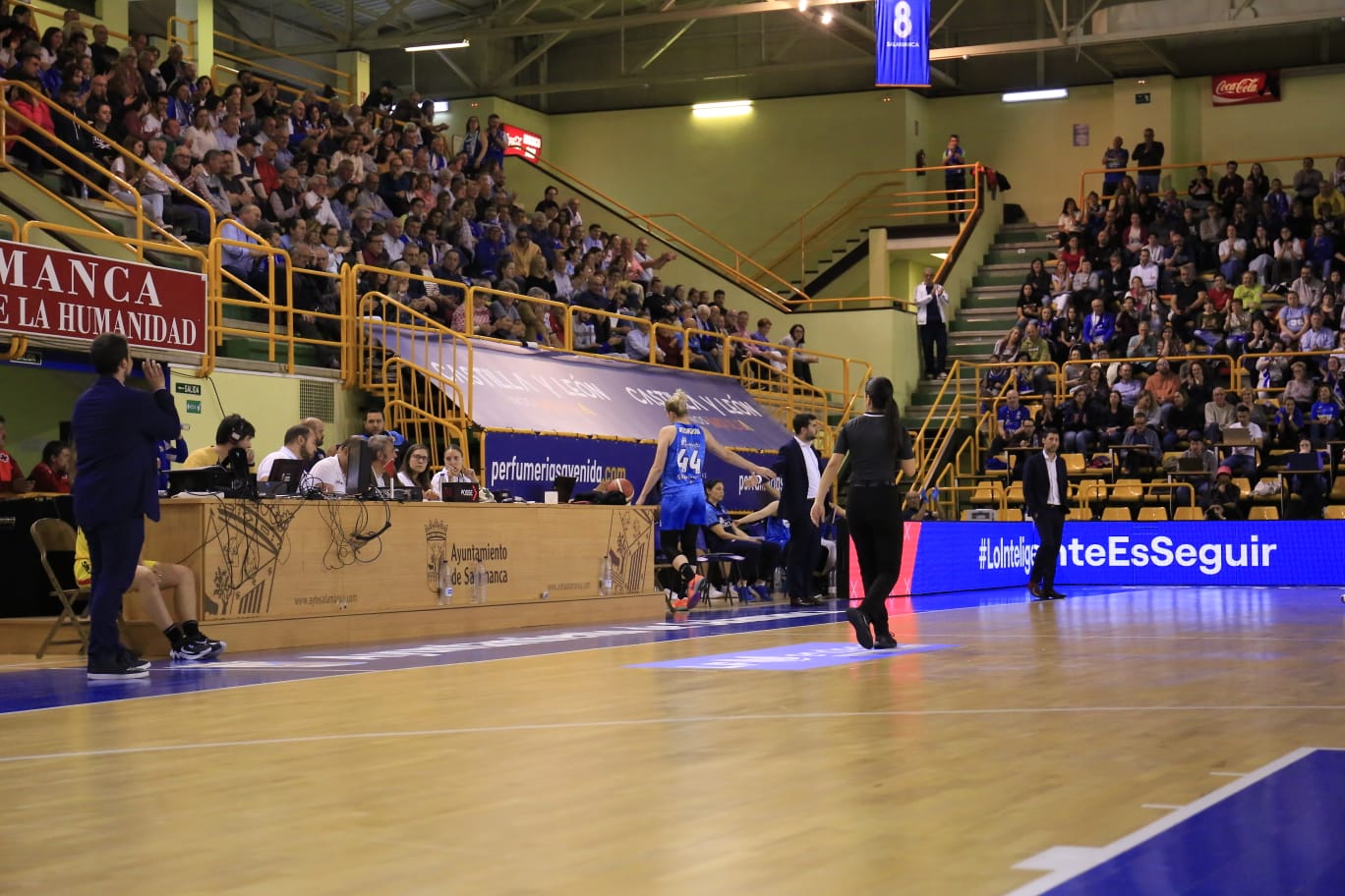 Avenida vence con comidad a Cadí La Seu para acceder a semis