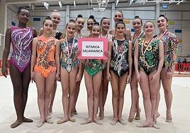 Gimnastas representantes de Club Rítmica Salamanca en el Nacional Base.