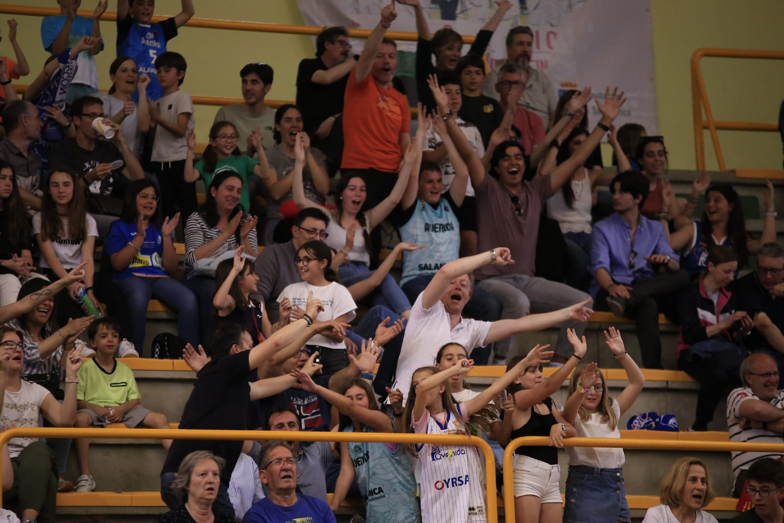 Avenida se mete en la final de la Liga ante el Barça CBS