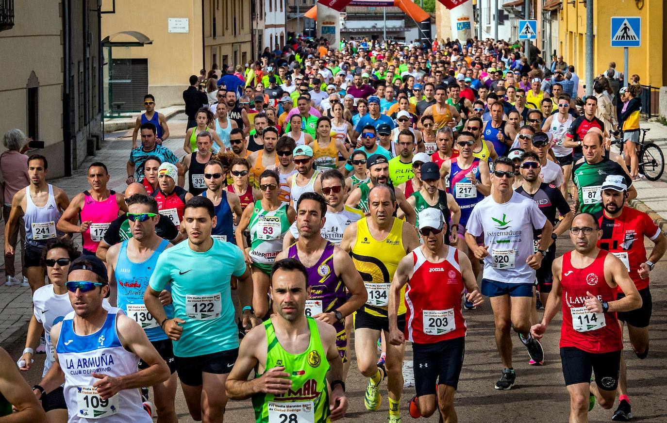 Javier Alves y Verónica Sánchez ganan la Media Maratón de Ciudad Rodrigo