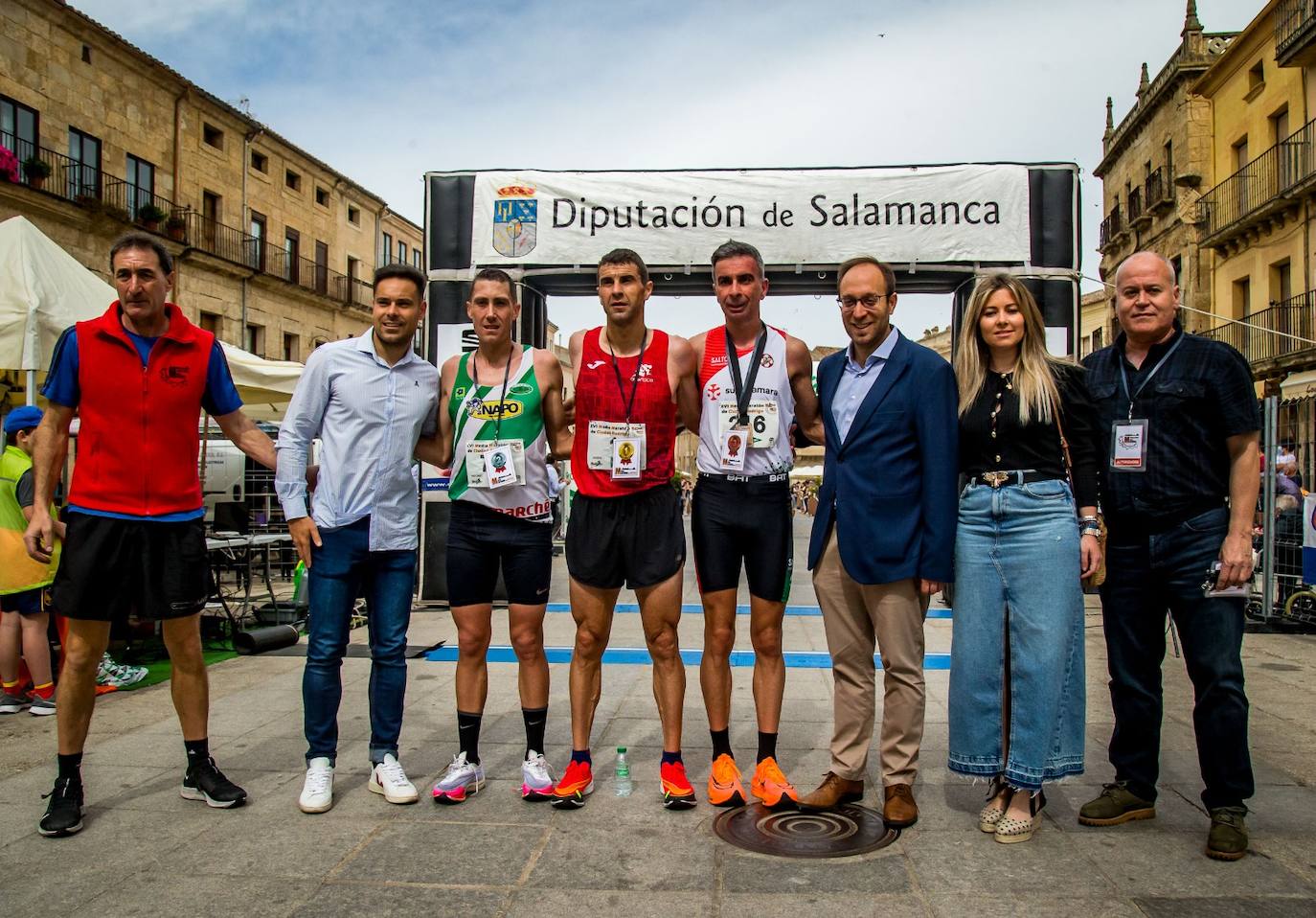 Javier Alves y Verónica Sánchez ganan la Media Maratón de Ciudad Rodrigo