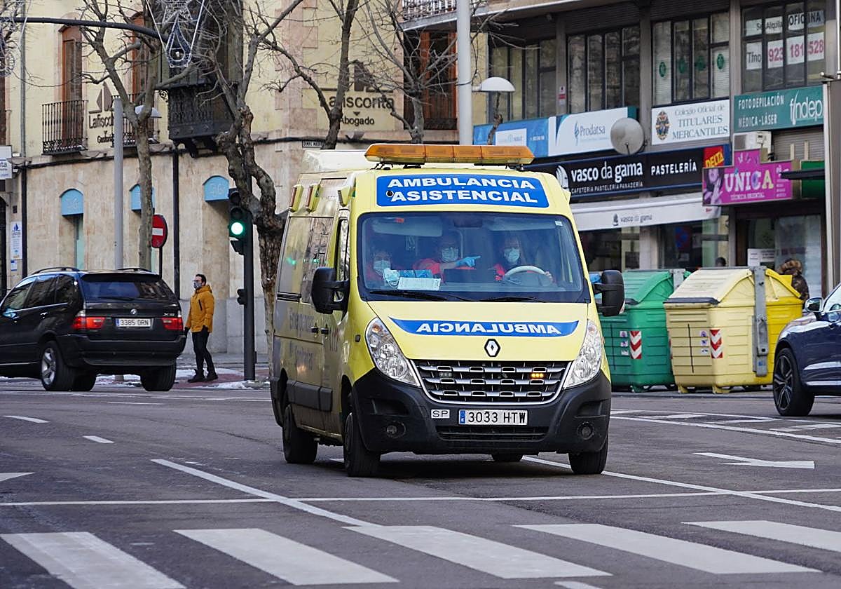 Una niña de seis años herida en una colisión en el centro de Salamanca