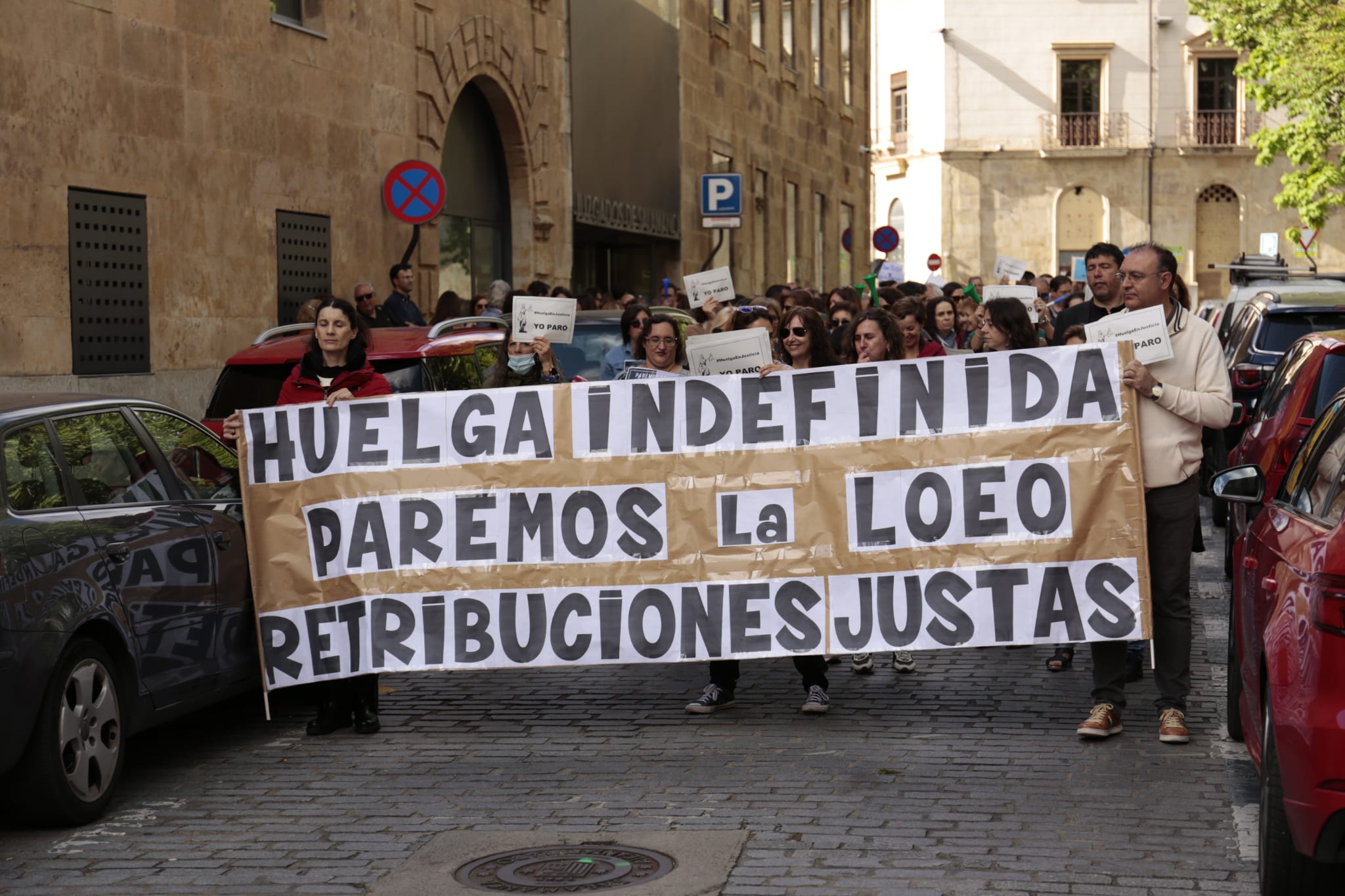Los trabajadores de Justicia protestan en las calles en Salamanca