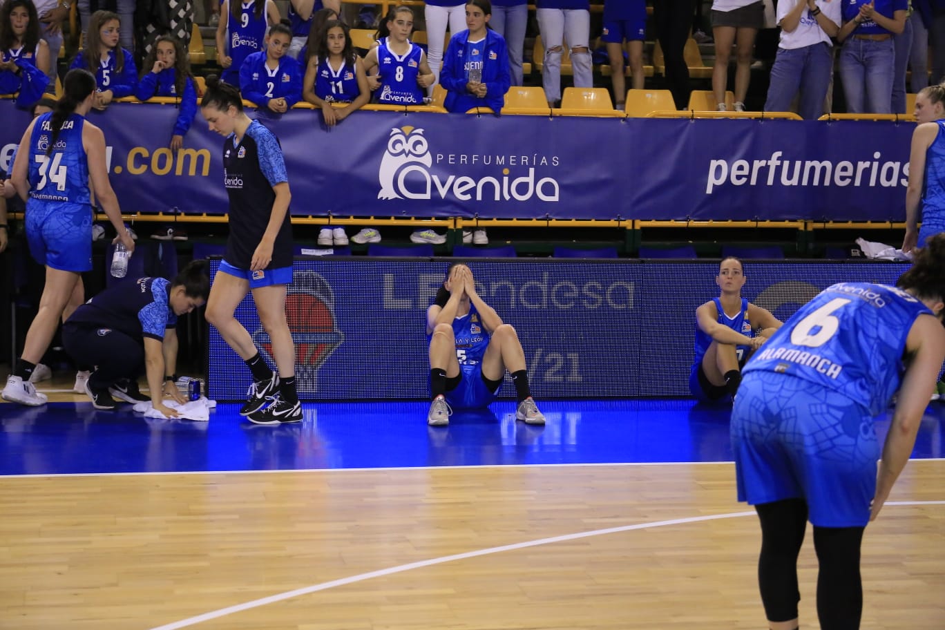 Final de liga entre Perfumerías Avenida y el Valencia Basket