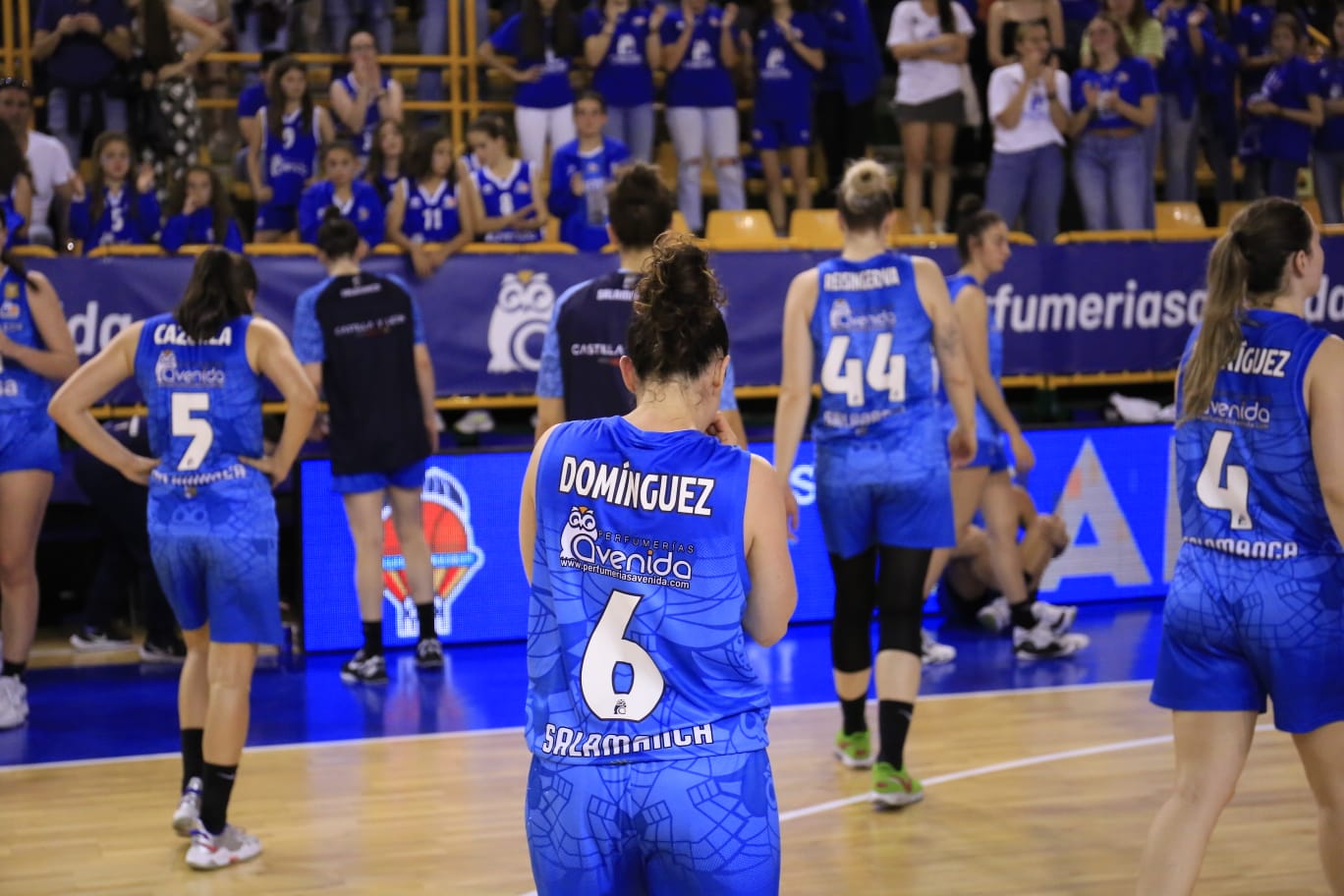 Final de liga entre Perfumerías Avenida y el Valencia Basket