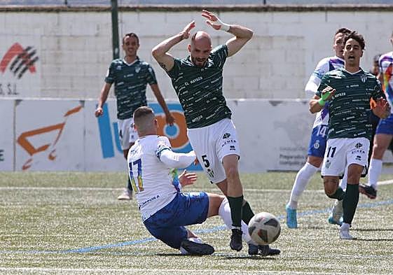 Partido entre el Avilés y el Guijuelo.