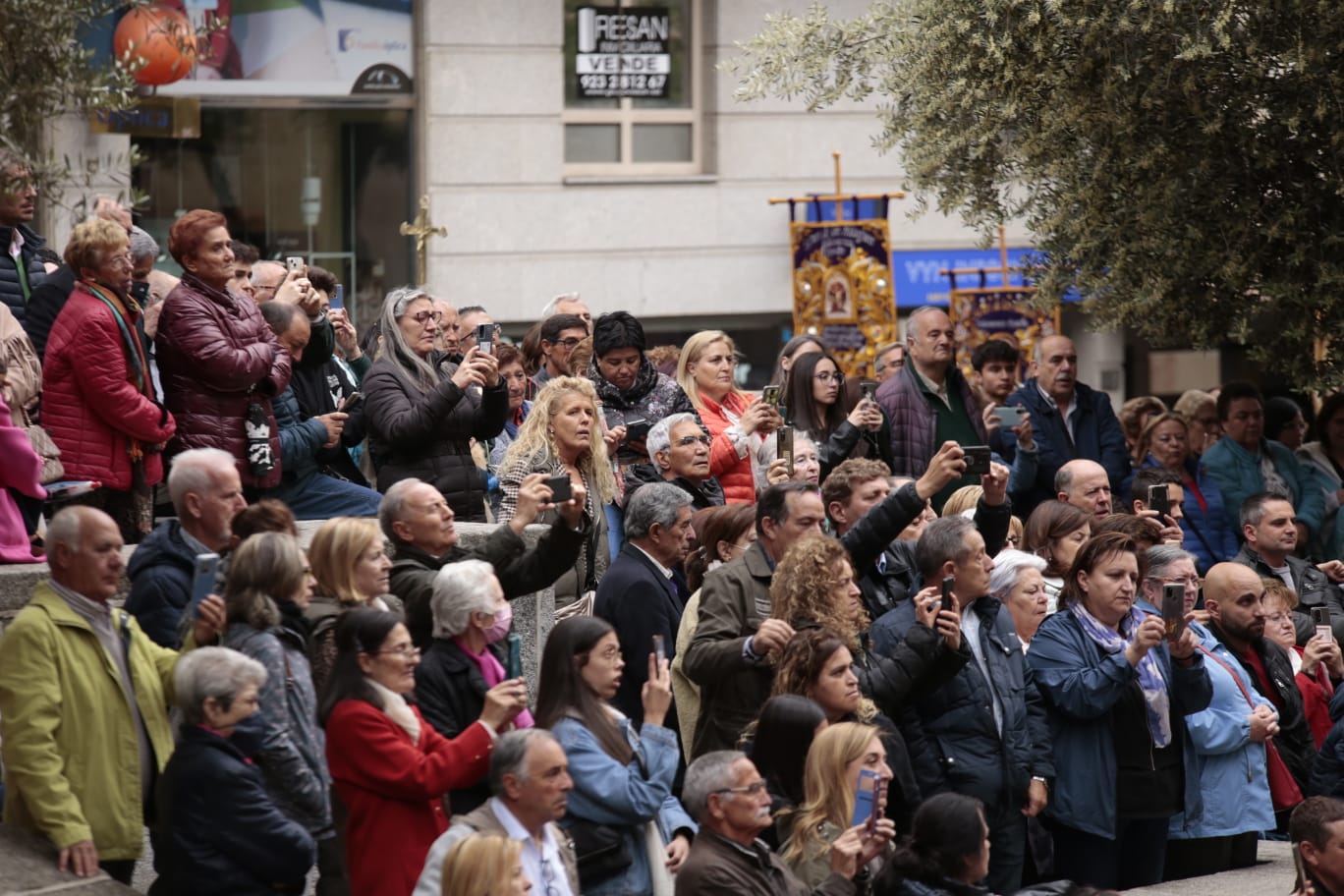 Salamanca rinde culto al Cristo de los Milagros