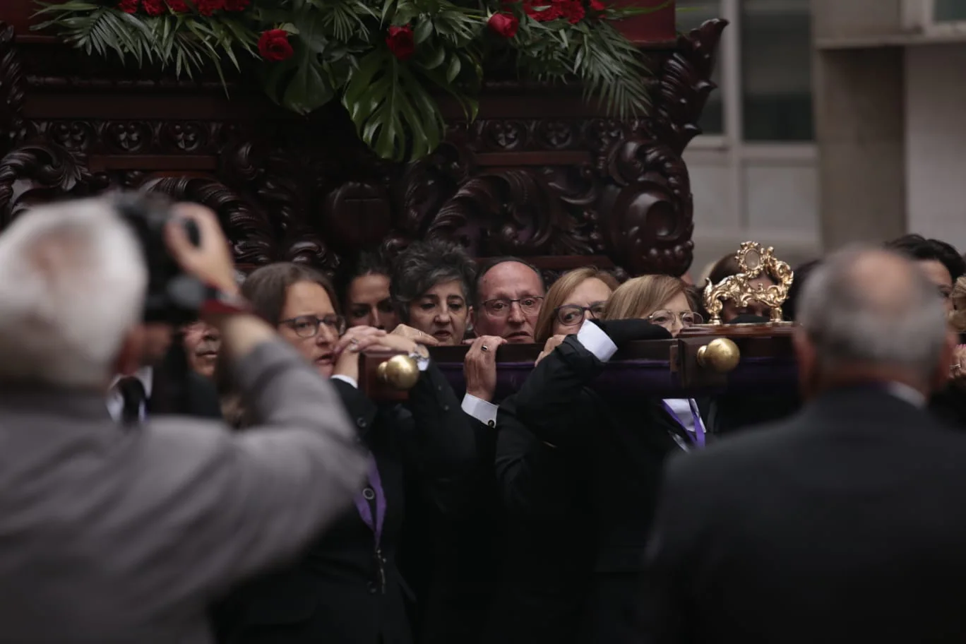 Salamanca rinde culto al Cristo de los Milagros