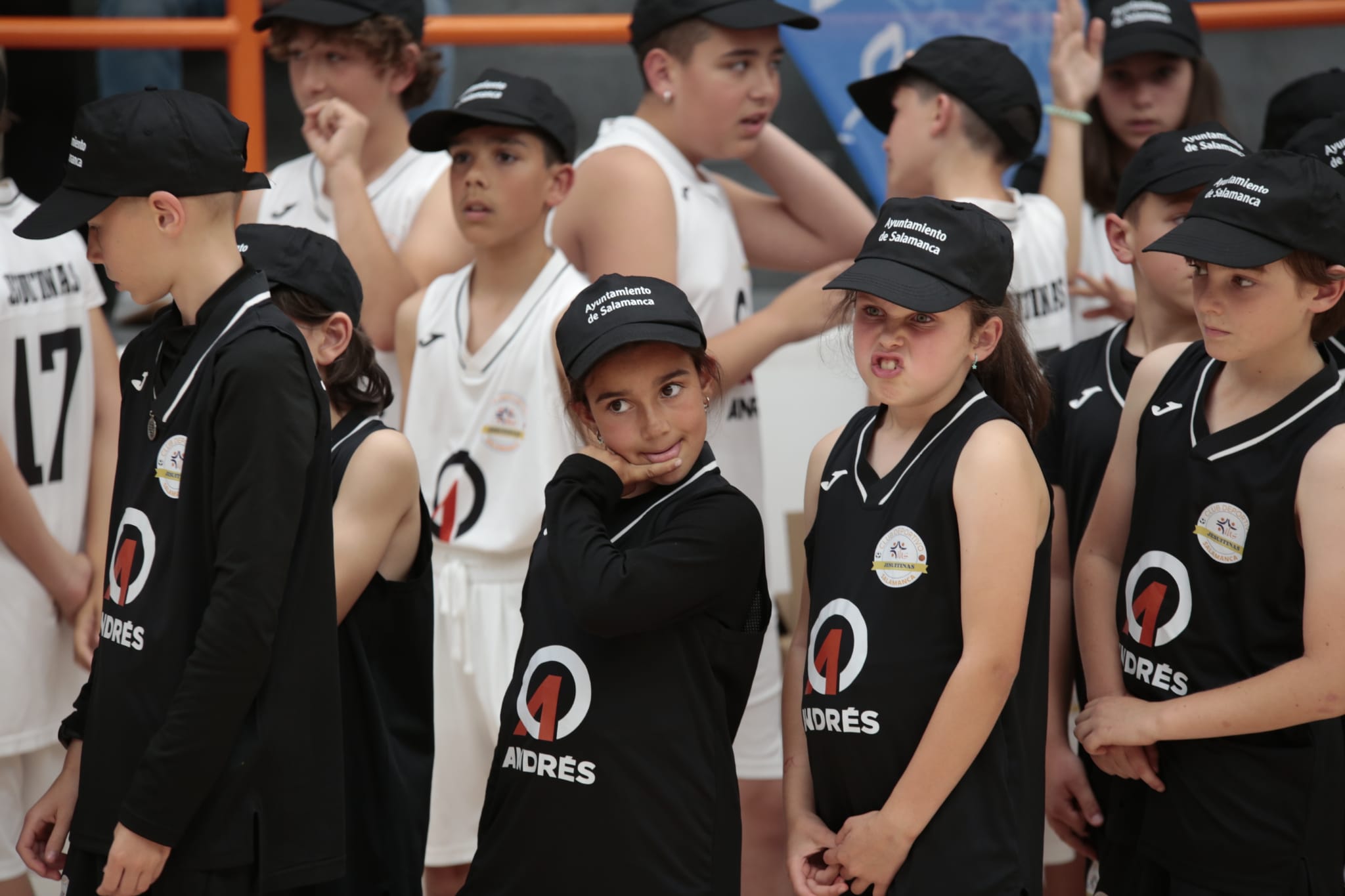Fiesta final de los Juegos Escolares con la entrega de las medallas