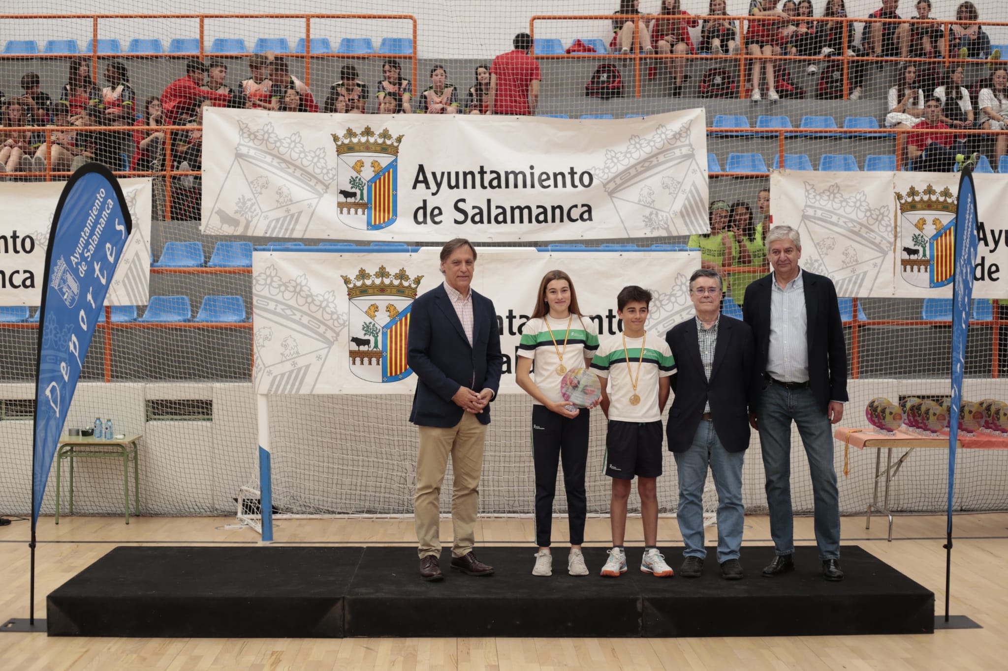 Fiesta final de los Juegos Escolares con la entrega de las medallas