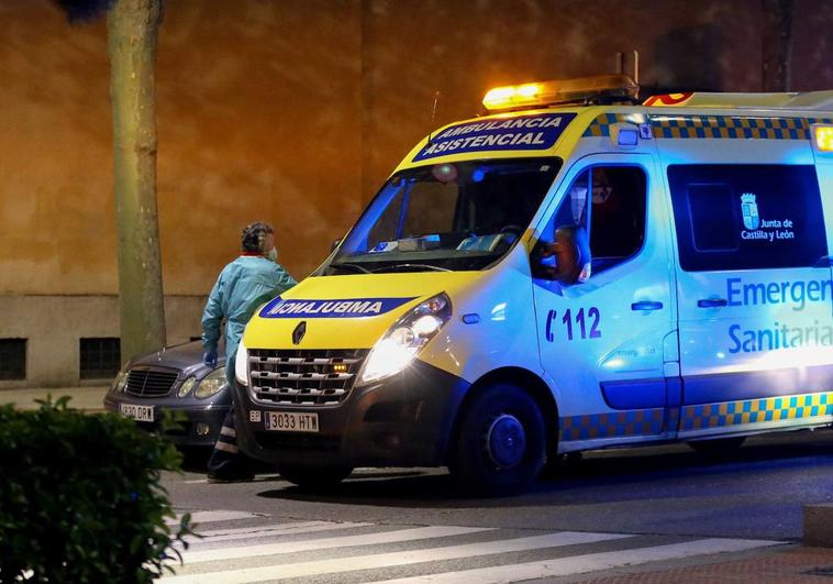 Herido un joven de 19 años en Garcibuey al salirse de la vía con su coche