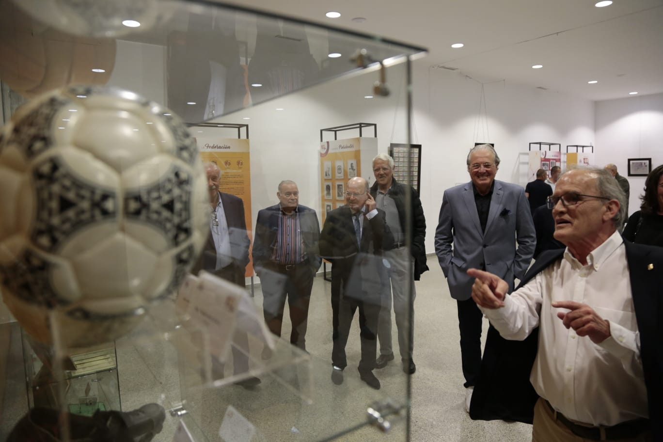 El Centenario de la FCyLF se celebra en Salamanca