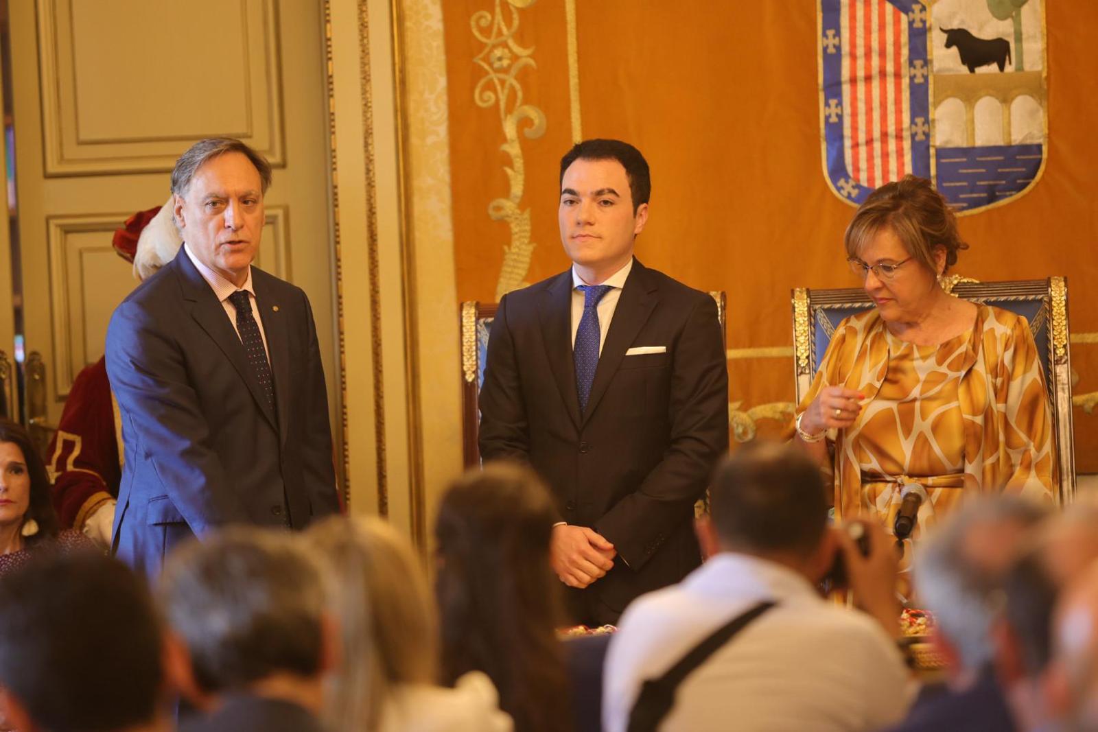Carlos García Carbayo ya es alcalde de Salamanca