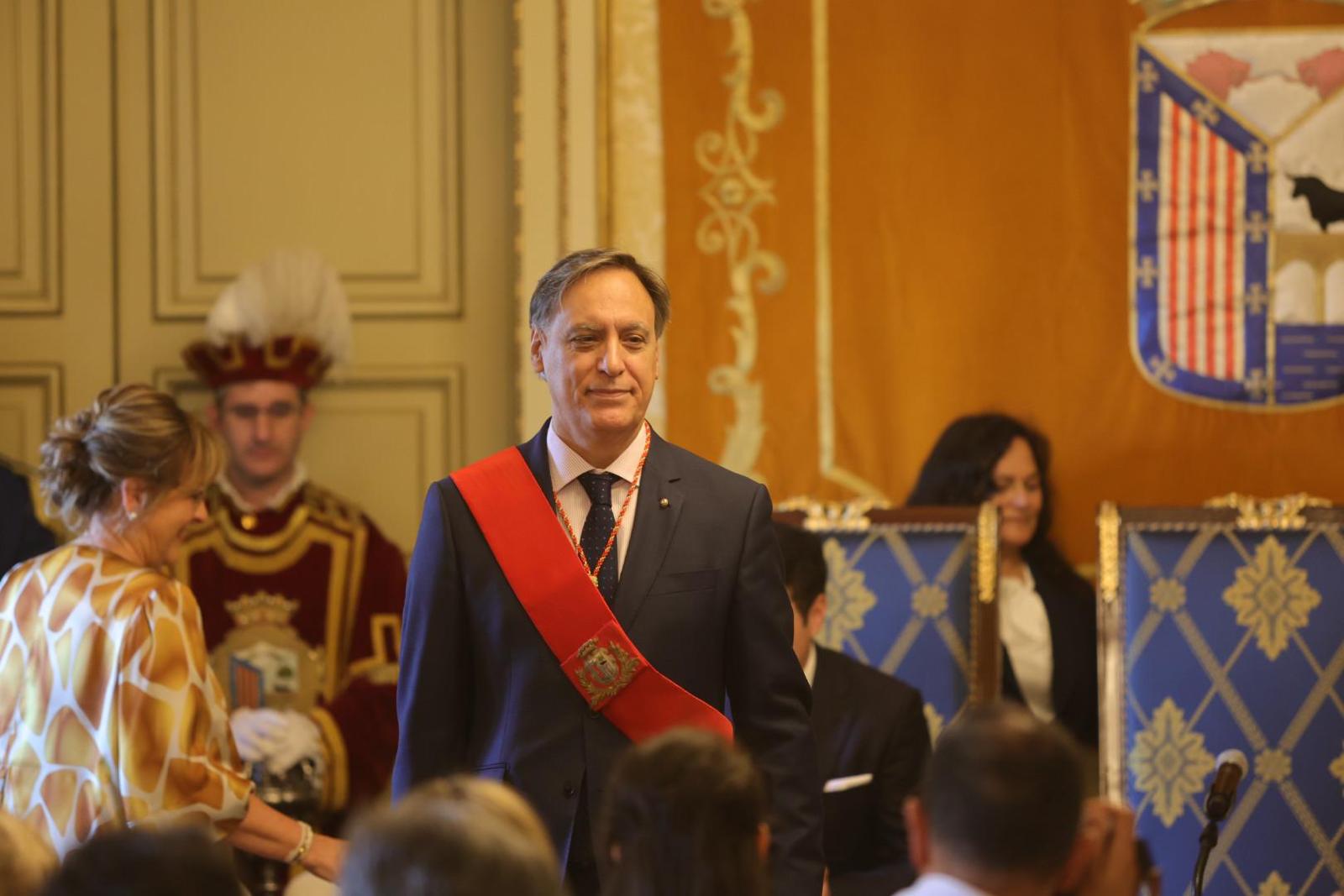 Carlos García Carbayo ya es alcalde de Salamanca