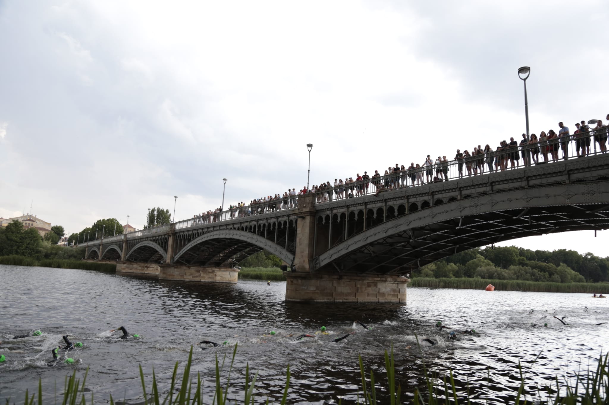 Casi 1.000 participantes en el Campeonato de España de Triatlón y Aquabike MD Salamanca 2023