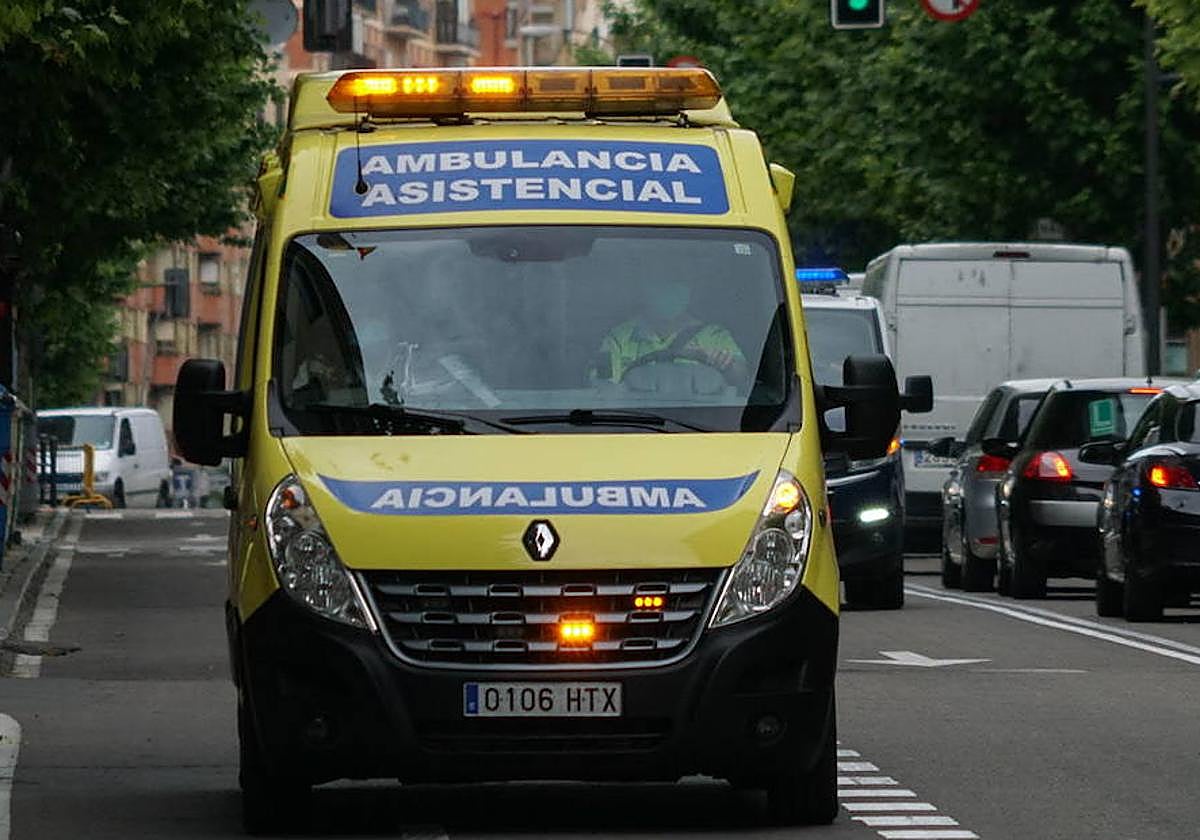 Herido el conductor de un turismo en Buenavista tras chocar contra un camión