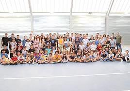 Foto de familia del Judo Club Doryoku.