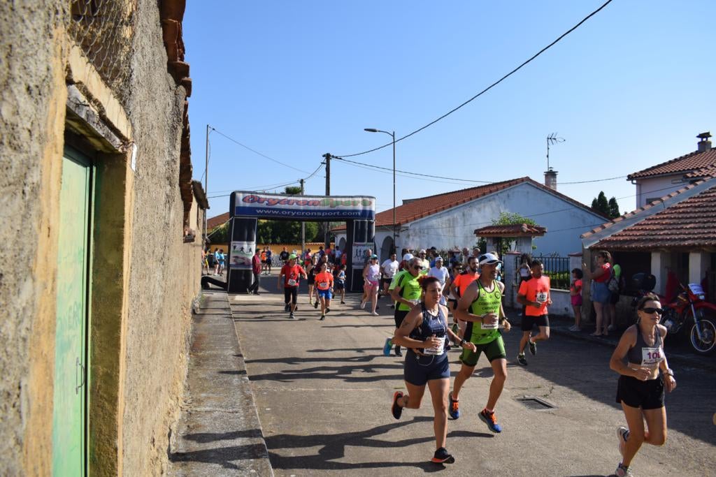 Un centenar de corredores en la IX Carrera Popular Alba de Yeltes