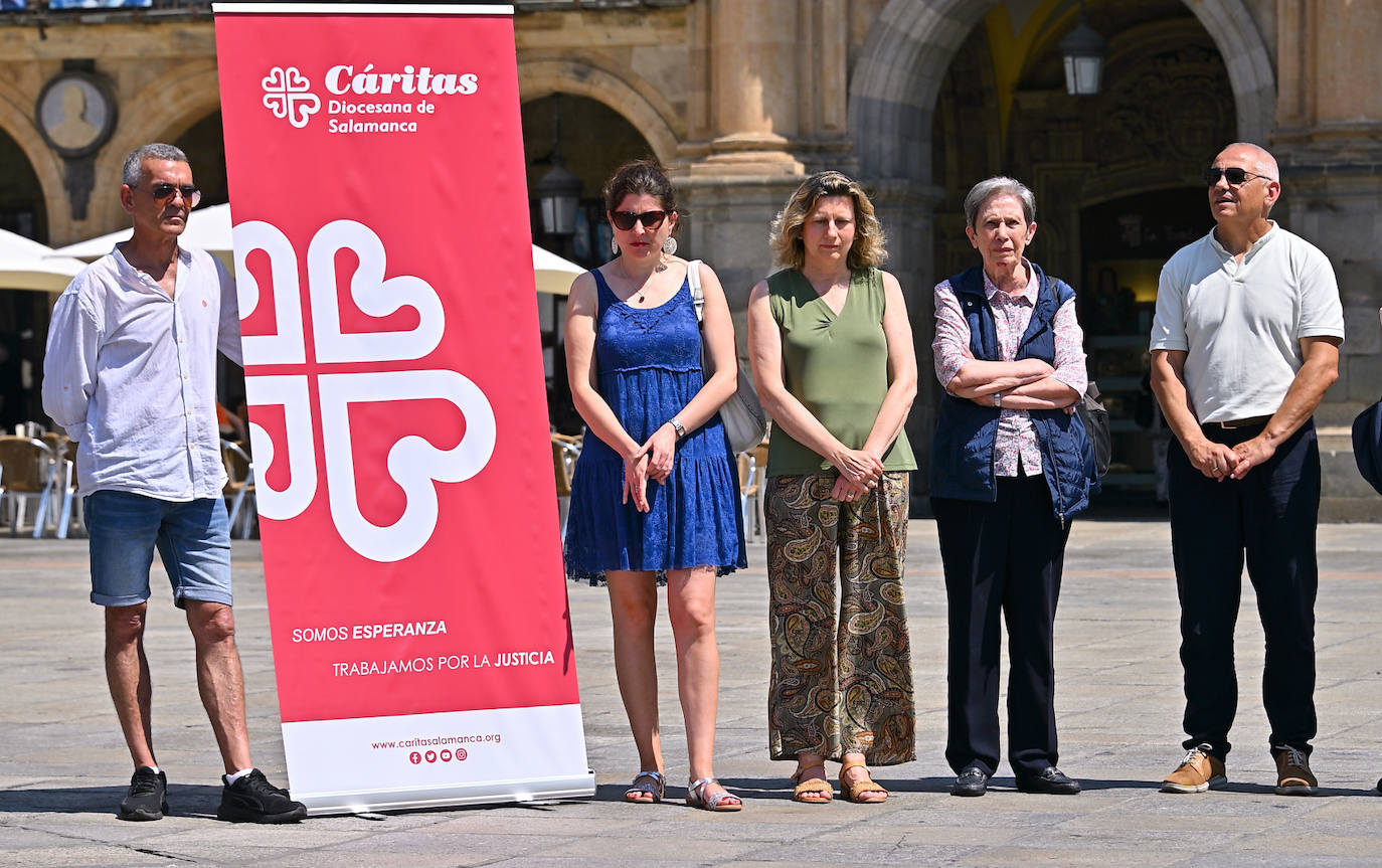 Imagen secundaria 1 - Cáritas conciencia a la sociedad salmantina a través de un Programa de Drogodependencia