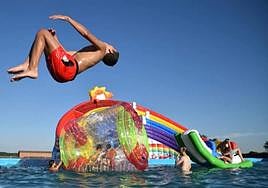 Parque acuático hinchable Ocellum Aqua Park.