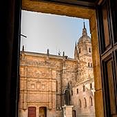 La Usal cierra el curso 22/23 mejorando su posición en todos los rankings