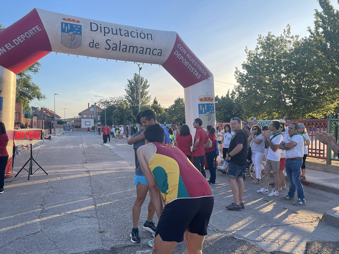 Gran participación en la Carrera Sunset 2023 de Carbajosa