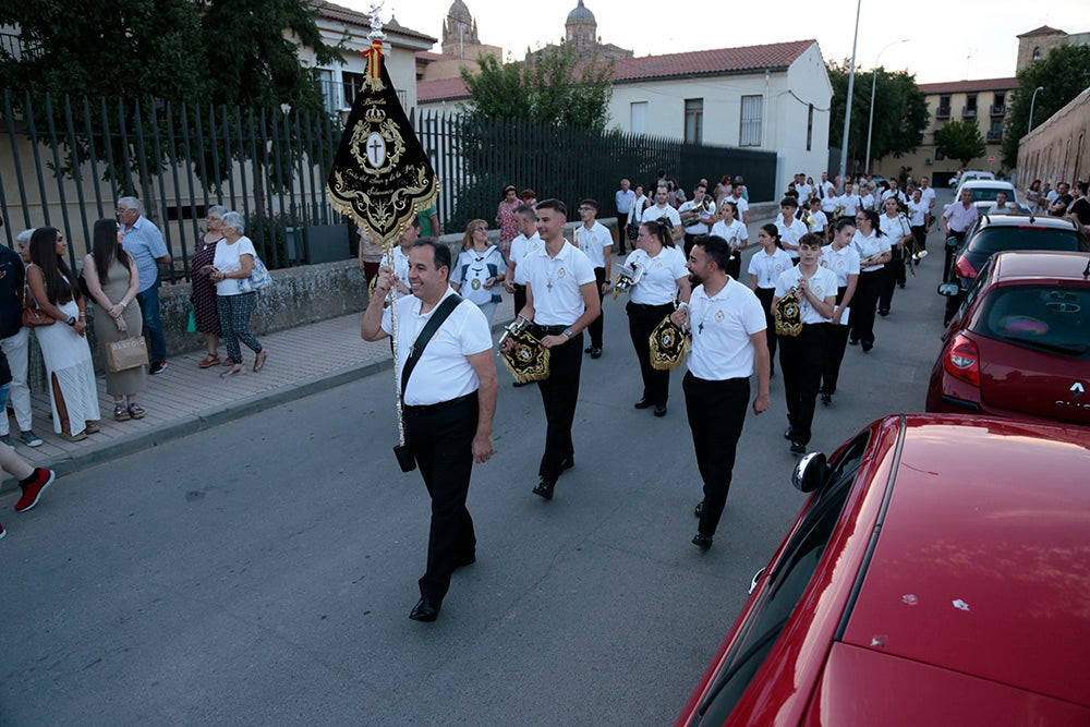 Devoción por la Virgen del Carmen junto al río