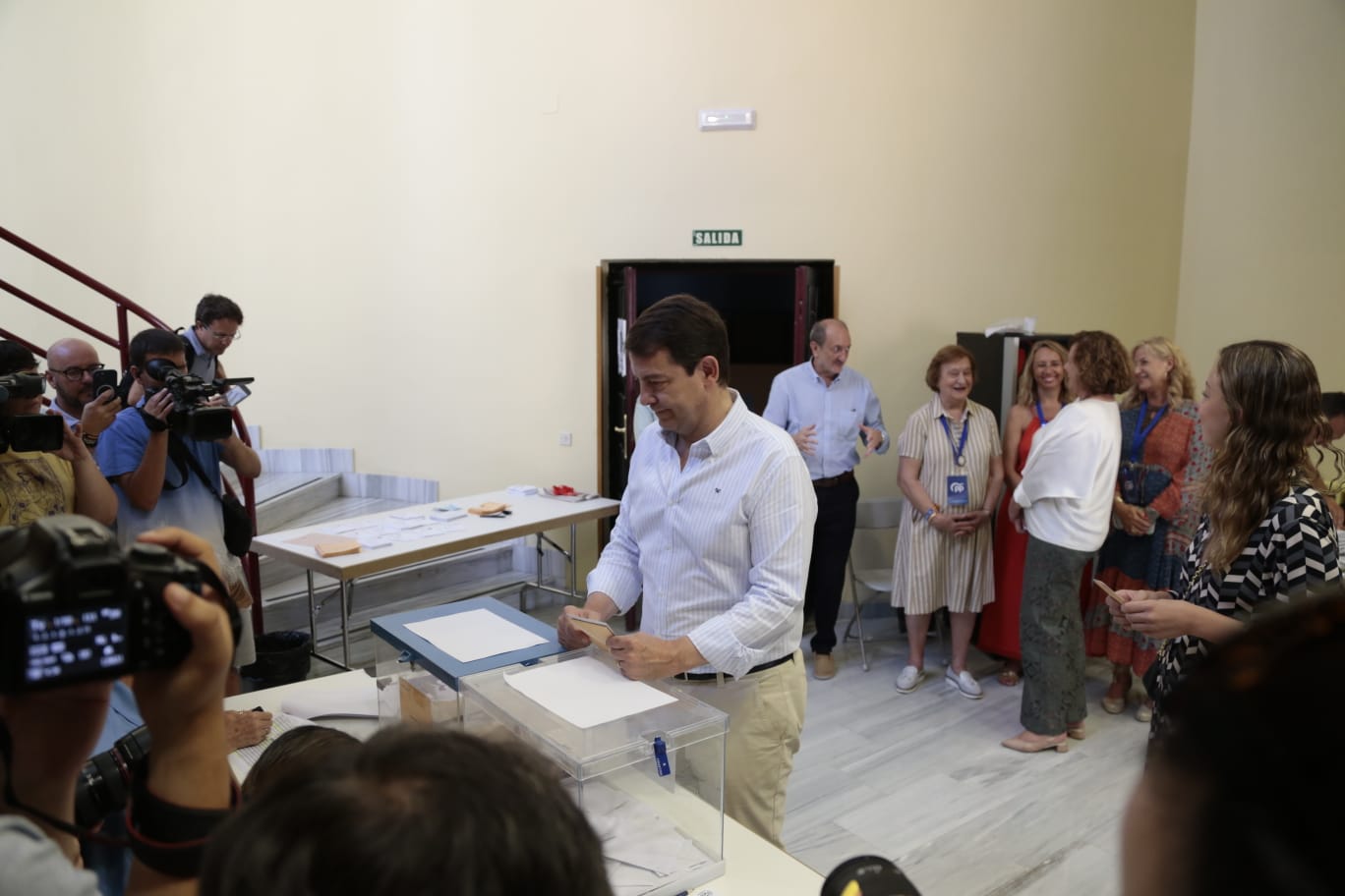 Normalidad en las primeras horas de la jornada electoral en Salamanca