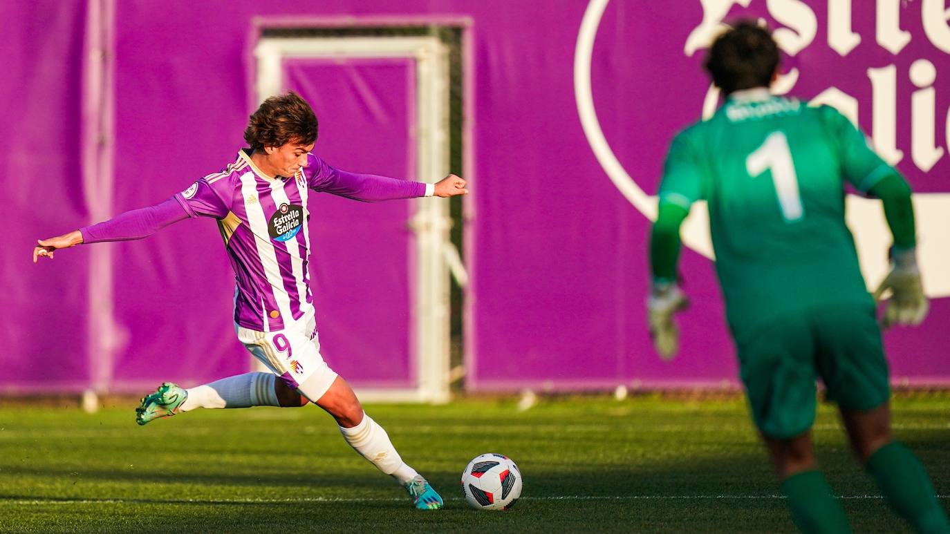 Borislav Ivaylov Stankov, delantero.