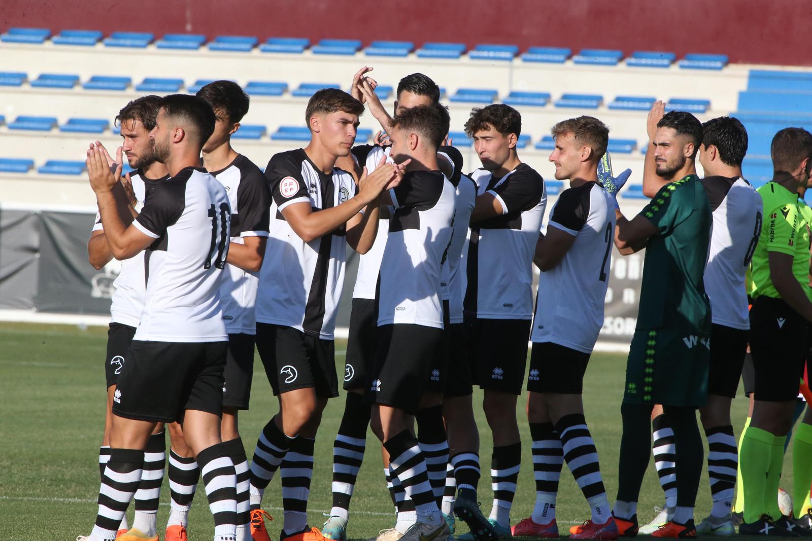 Unionistas inicia la pretemporada cayendo goleado en el Reina por el Alcorcón