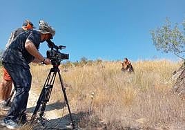 La actriz Popy Vegas en el Yacimiento de Siega Verde.