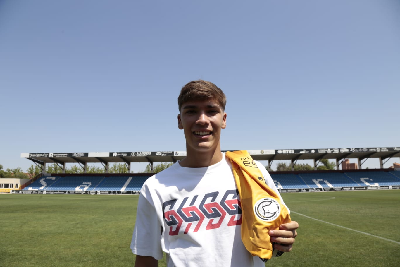 Unionistas presenta a cuatro nuevos jugadores