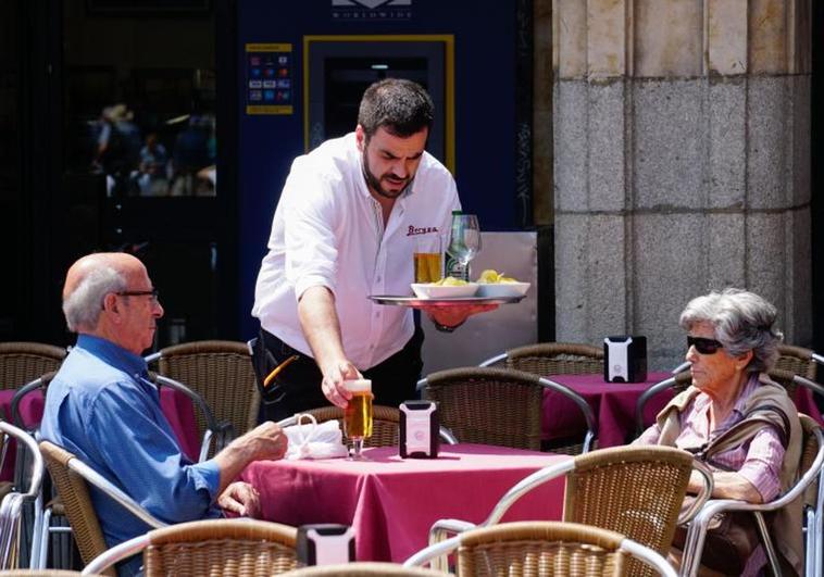 Comercio y hostelería disparan al 7% la subida salarial en Salamanca, la mayor de Castilla y León