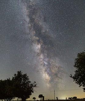 Imagen secundaria 2 - El mirador astronómico El Cielo de Salamanca, en la localidad de Encina de San Silvestre.