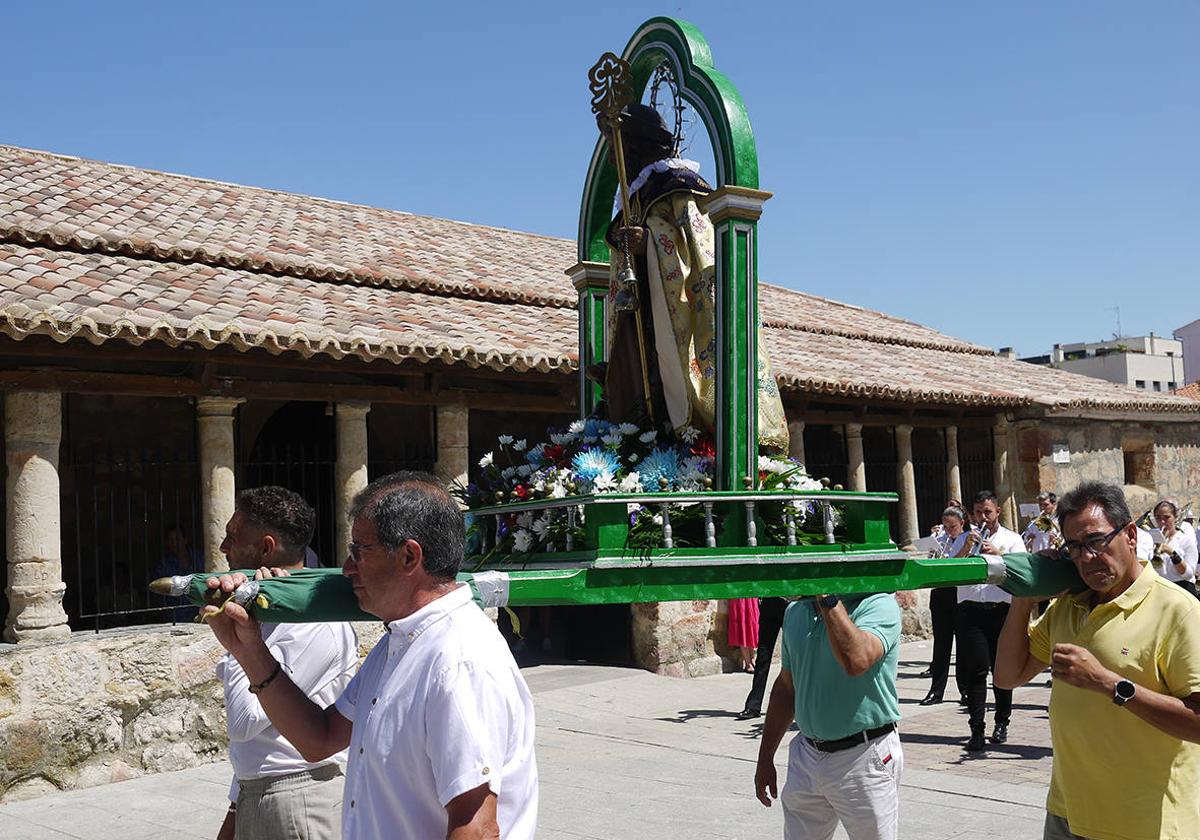 Carbajosa de la Sagrada celebra el día de su patrón San Roque