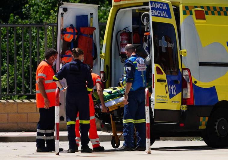 Trasladada al hospital una mujer de 57 años tras una colisión en Salamanca