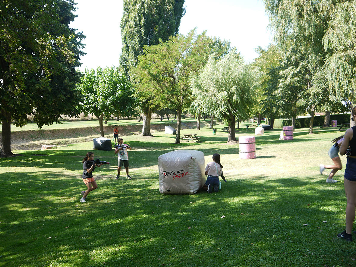 Homenaje a los mayores en el penúltimo día de las fiestas de Carbajosa