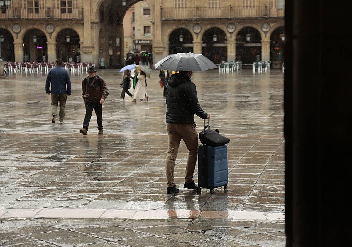 Salamanca se prepara para un fin de semana repleto de lluvia