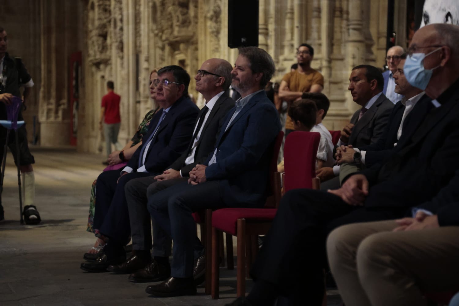 Lo cotidiano y lo divino en la exposición del retratista Ángel Luis Iglesias