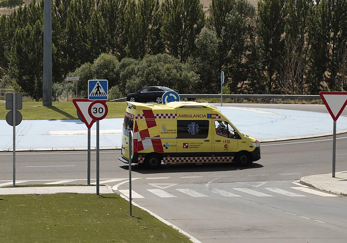 Imagen de archivo de una ambulancia.