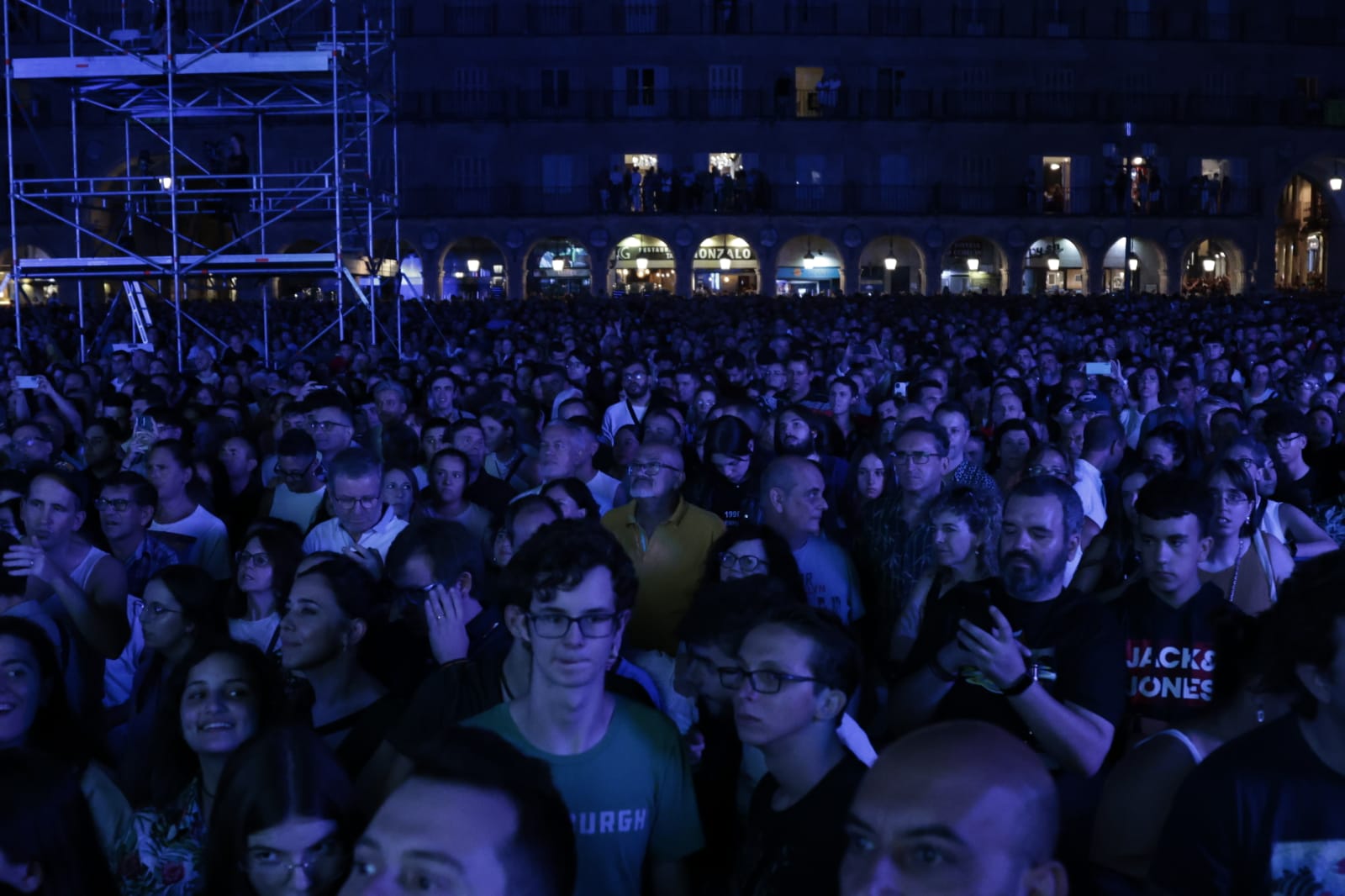 Pleno en la Plaza para ver a Alaska con Fangoria