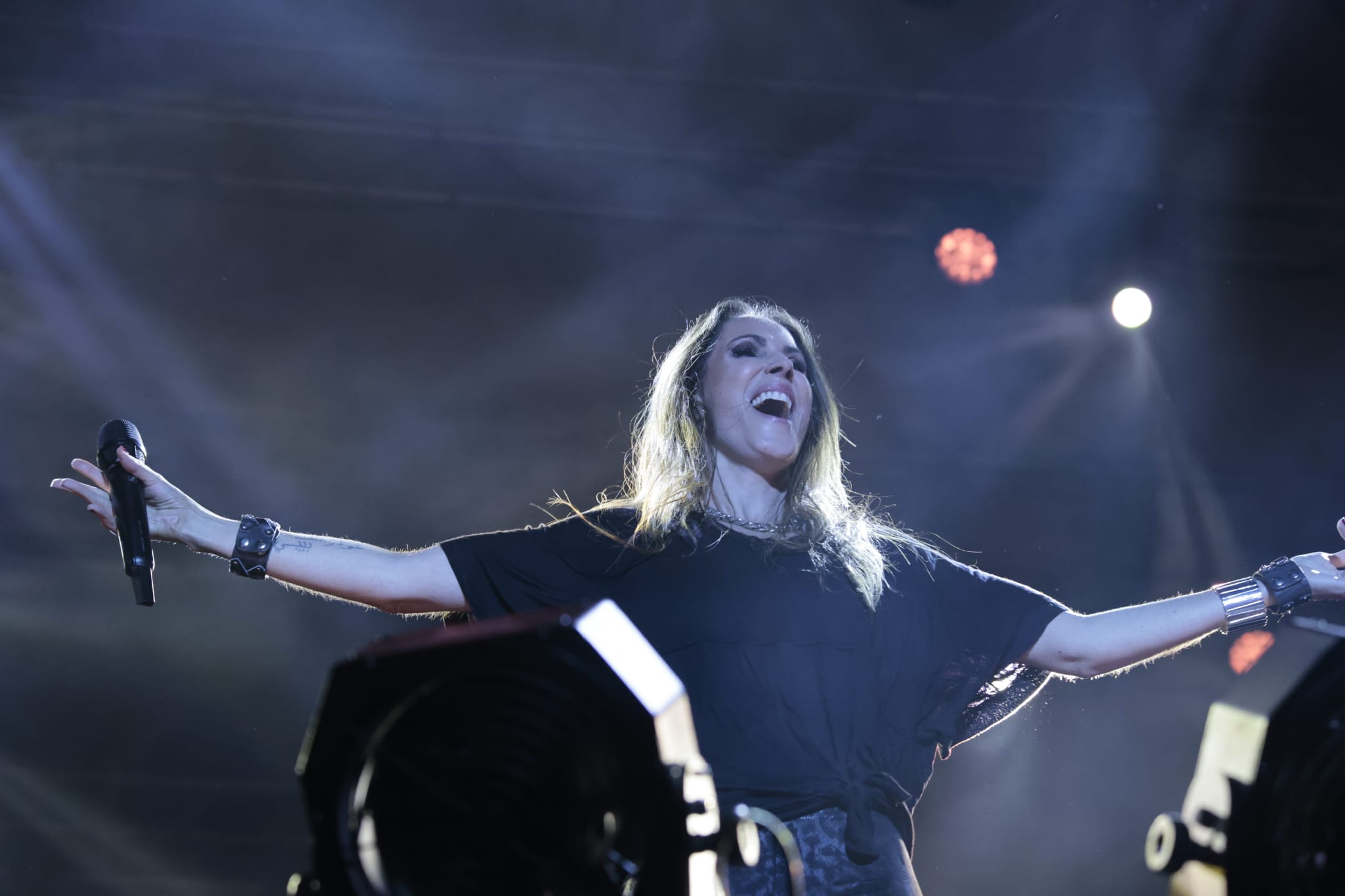 Llenazo en el concierto de Malú en la Plaza Mayor