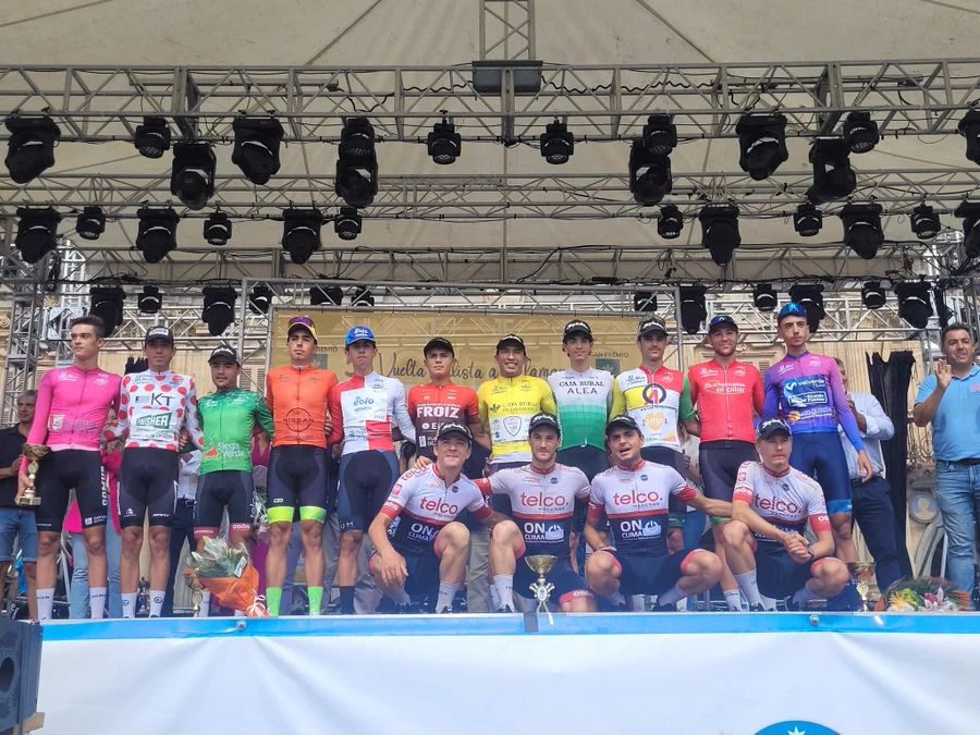 Cadena revalida su título en la Vuelta Ciclista a Salamanca