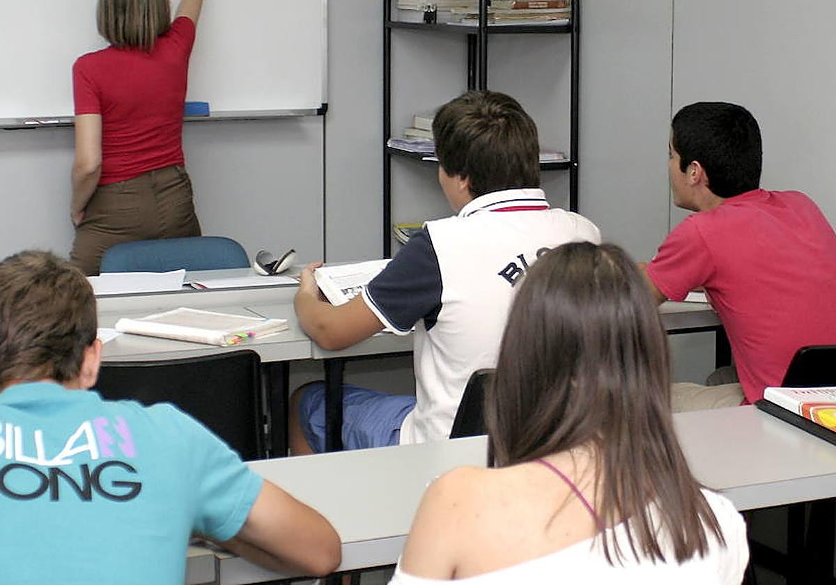 Más de 16.000 estudiantes de ESO, FP Básico y Bachillerato comienzan hoy las clases en Salamanca