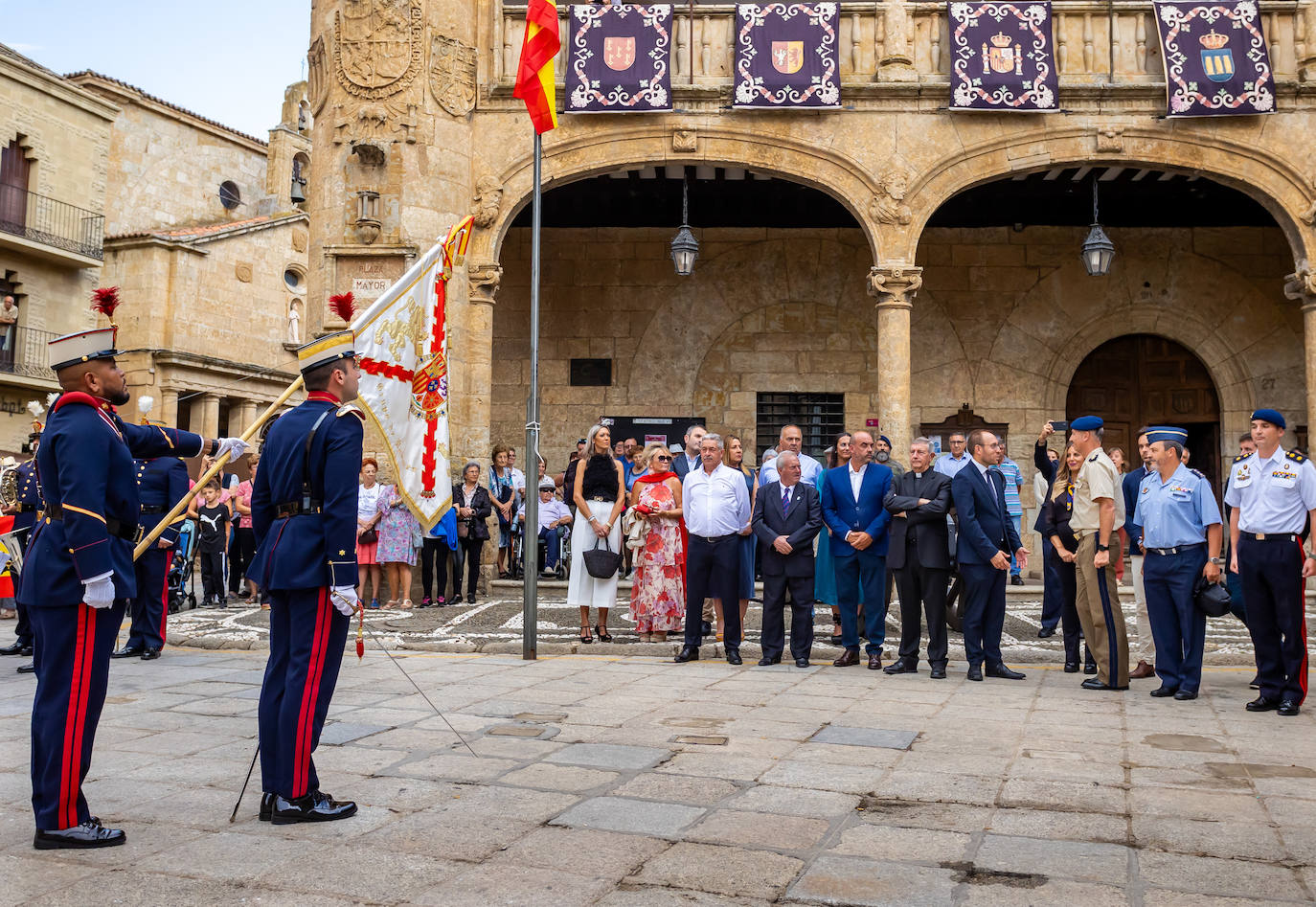 Nueva jornada de la Guardia Real por la provincia de Salamanca